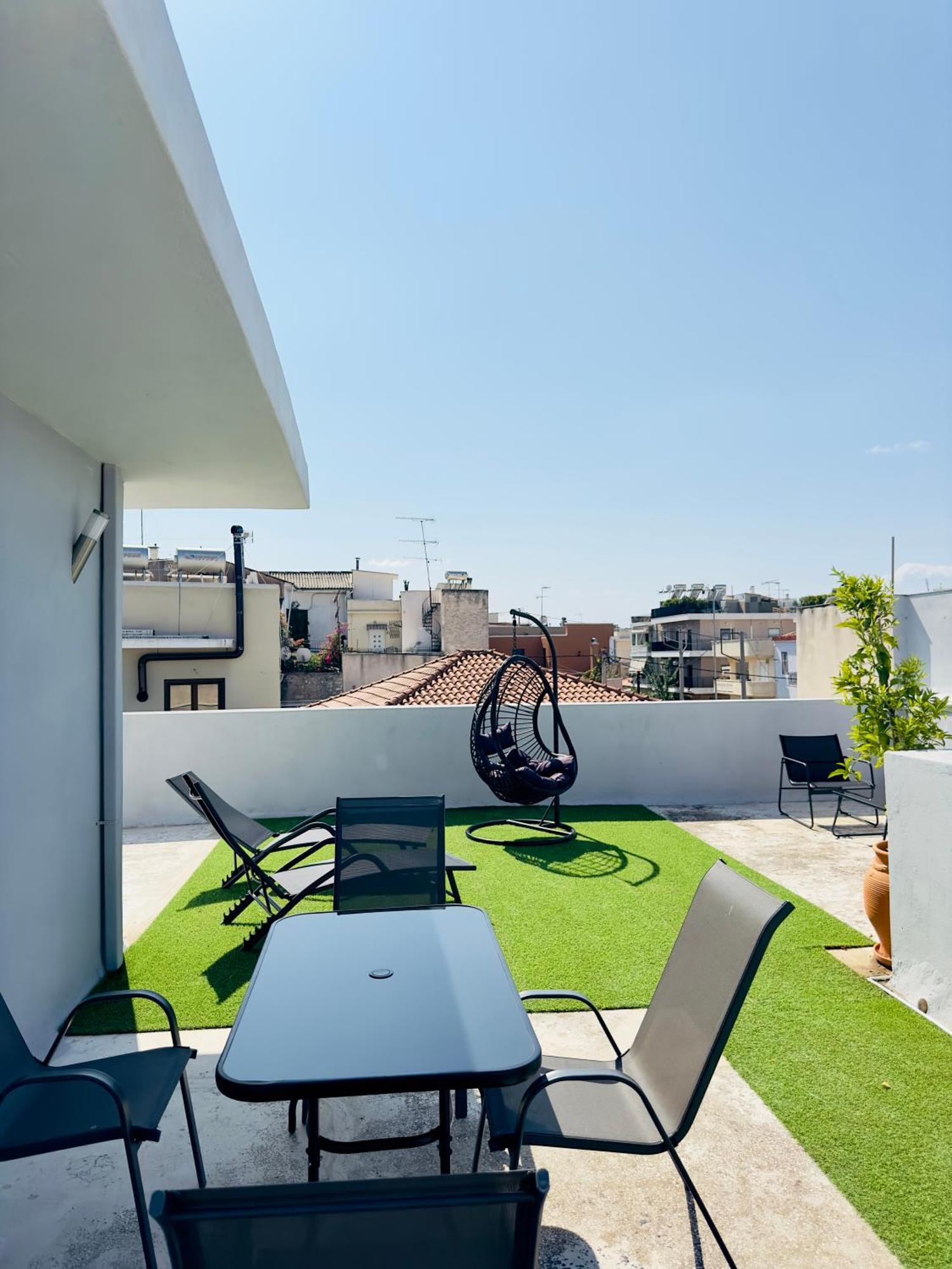 Yuna Penthouse, 100Sqm Private Rooftop Terrasse, Acropolis By Foot Atene Esterno foto