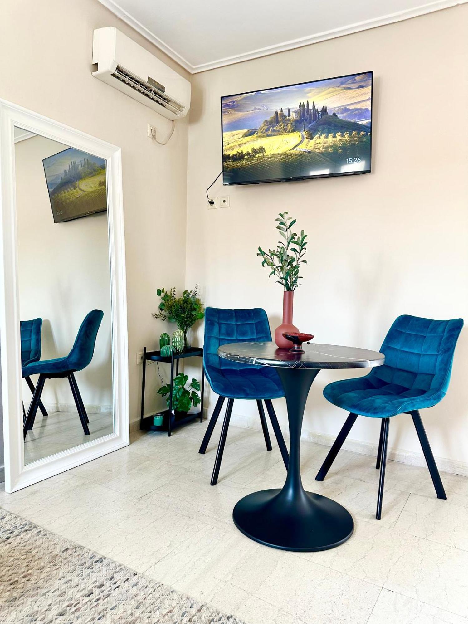 Yuna Penthouse, 100Sqm Private Rooftop Terrasse, Acropolis By Foot Atene Esterno foto