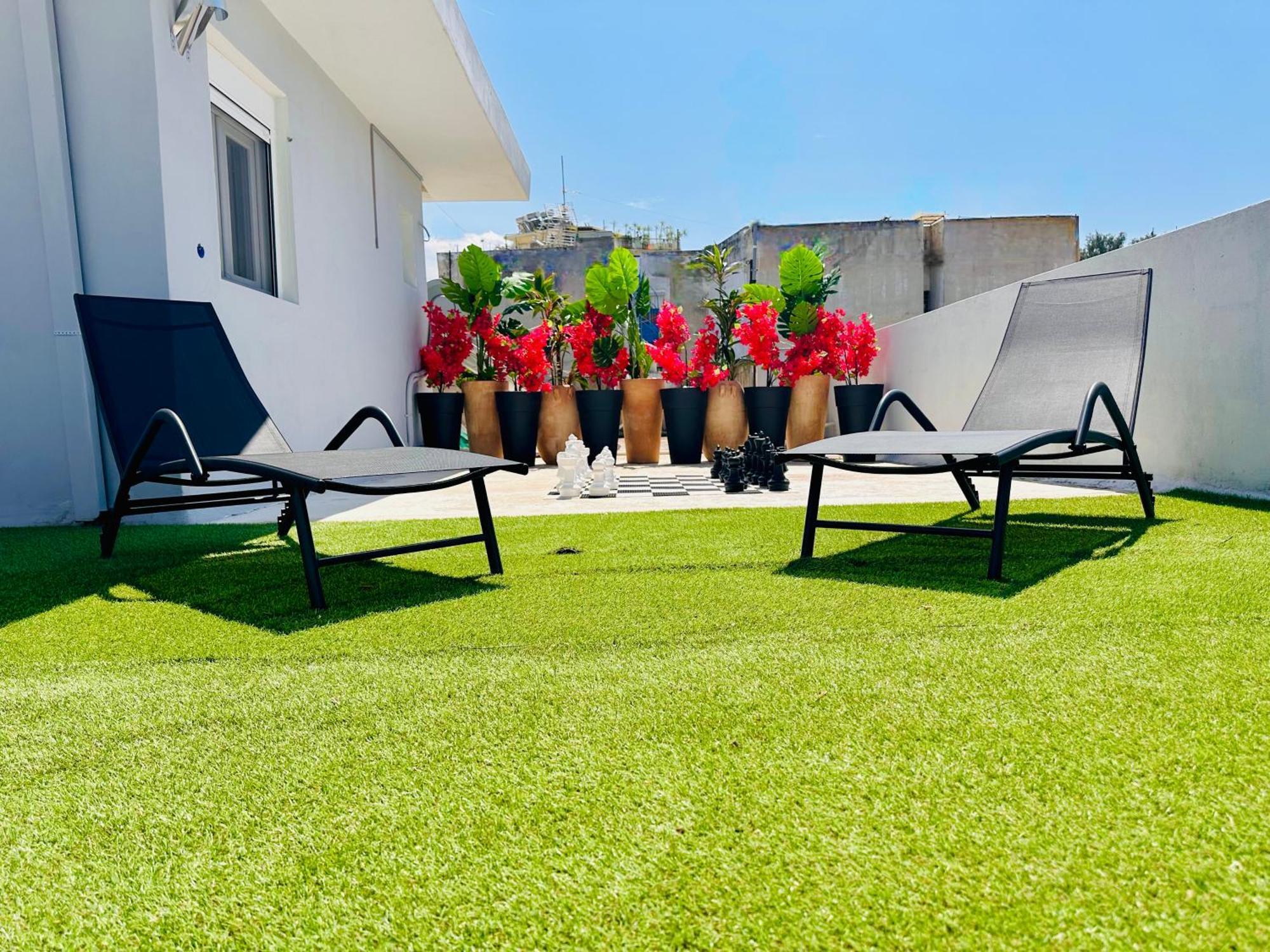 Yuna Penthouse, 100Sqm Private Rooftop Terrasse, Acropolis By Foot Atene Esterno foto
